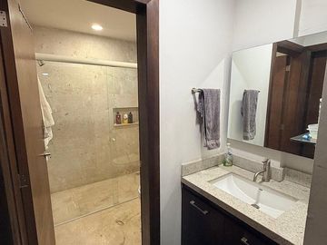 DEPARTAMENTO EN VENTA, LOMAS DEL VALLE, SAN PEDRO GARZA GARCIA, N.L.