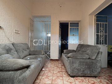 PLAZA DE LA BANDERA CASA EN VENTA