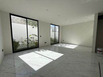 CASA EN ZIBATA, EL MARQUES, QUERETARO