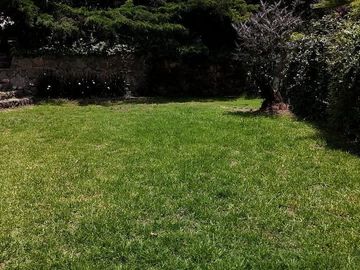 CASA EN VENTA EN LOMAS DE VALLE ESCONDIDO, ZONA ESMERALDA