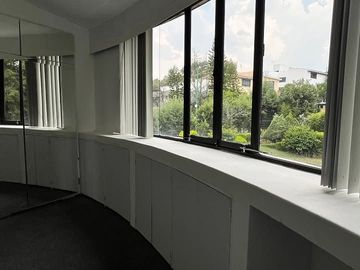 CASA EN VENTA EN LOMAS DE VALLE ESCONDIDO, ZONA ESMERALDA