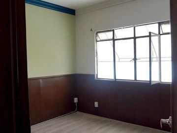 CASA CON VALOR ARTÍSTICO PARA RESTAURAR EN COLONIA ARCOS VALLARTA