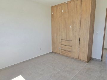 Venta de casa nueva en Ikaya / Zakia Qro.