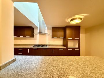 VENTA CASA EN SAN JERÓNIMO LÍDICE