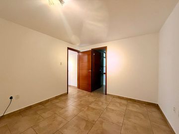 VENTA CASA EN SAN JERÓNIMO LÍDICE