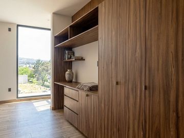 CASA EN RENTA EN ALTOZANO - ROCA 23. 11