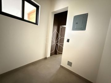 RESIDENCIA NUEVA EN RENTA EN ALTANZA SOLARES, ZONA REAL, ZAPOPAN