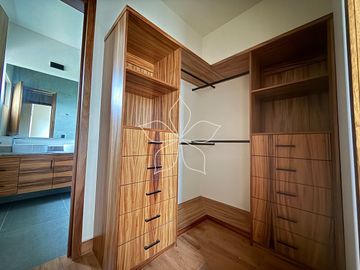 RESIDENCIA NUEVA EN RENTA EN ALTANZA SOLARES, ZONA REAL, ZAPOPAN