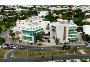 Oficina en renta de 131.68 m2 en corporativo Global, Cancún, Bonampak