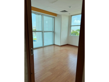 Oficina de 256 m2 en renta en Corporativo Global, Cancún, Bonampak