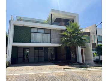 Casa en Venta en Lomas de Angelópolis Parque Victoria