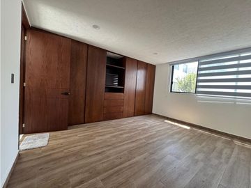 Casa en Venta en Lomas de Angelópolis Parque Victoria