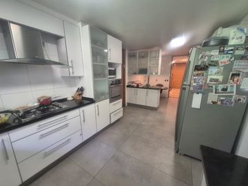 FERNANDEZ CONCHA CON AV LAS CONDES