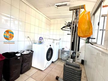 CASA CON TERRENO DE 500 M2 TOTAL