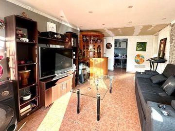 CASA CON TERRENO DE 500 M2 TOTAL