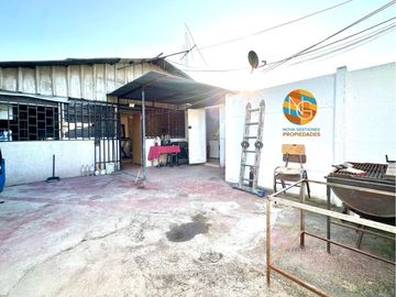 CASA CON TERRENO DE 500 M2 TOTAL