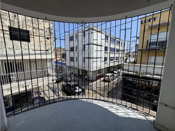 Casa en Venta Centro Histórico Santa Marta. Hotel, Local y Apartamento