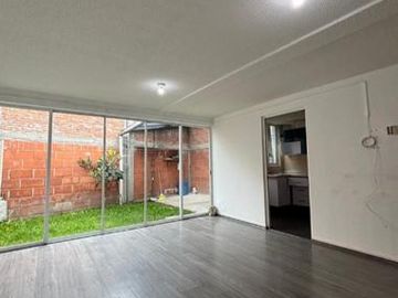 VENTA DE CASA EN FRACCIONAMIENTO HACIENDA SAN MIGUEL EN ZINACANTEPEC