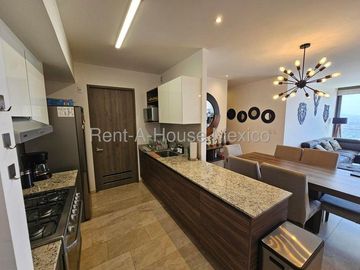 Se vende Departamento con Balcón y Vista a Querétaro en Zona Diamante RAH3277