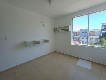 Casa en P. Aster, Fraccionamiento sándara, Toluca.