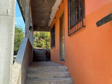 CASA CON ALBERCA EN VENTA EN EL NARANJO, SAN LUIS POTOSI.