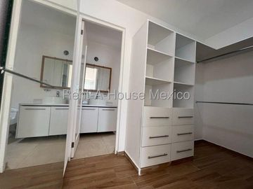 Se vende Casa Familiar con Roof Garden en Grand Juriquilla RAH2223