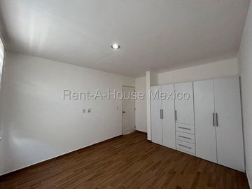 Se vende Casa Familiar con Roof Garden en Grand Juriquilla RAH2223