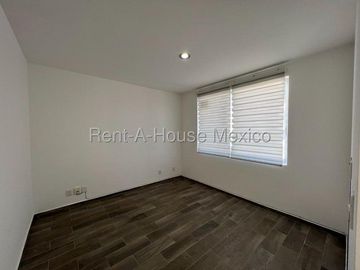 Se vende Casa Familiar con Roof Garden en Grand Juriquilla RAH2223