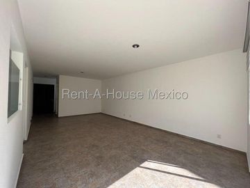 Se vende Casa Familiar con Roof Garden en Grand Juriquilla RAH2223