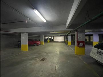 VENTA - DEPARTAMENTO C/ COCHERA EN VENTA - PASEO EL AGORA