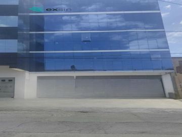 Edificio Comercial en La Paz