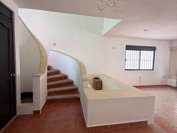 LUJOSA CASA EN VENTA EN FRACCIONAMIENTO GUADALAJARA EN CAMPECHE