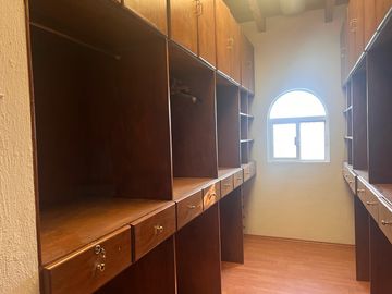 VENTA RENTA CASAS  JURIQUILLA QUERETARO  DE UNA PLANTA BALCONES DE JURIQUILLA