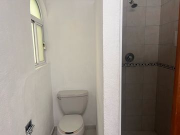 VENTA RENTA CASAS  JURIQUILLA QUERETARO  DE UNA PLANTA BALCONES DE JURIQUILLA