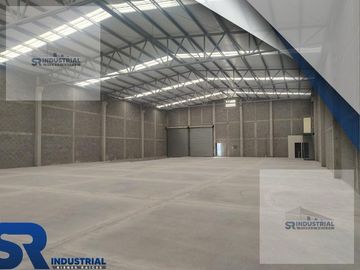 Bodega Industrial en Santa Catarina