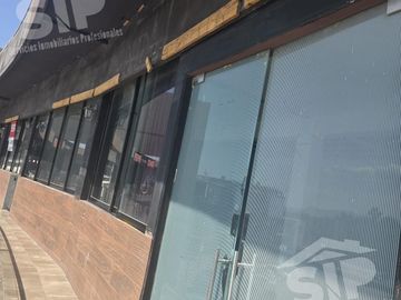 Rento Local Plaza en Zona Plus saltillo