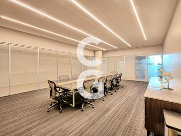 Oficina en Venta en Cancún en Corporativo Kun con Excelentes Amenidades