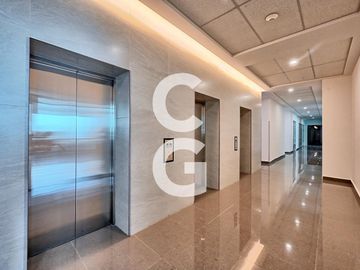 Oficina en Venta en Cancún en Corporativo Kun con Excelentes Amenidades