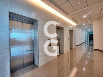 Oficina en Venta en Cancún en Corporativo Kun con Excelentes Amenidades