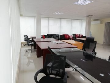 Alquiler de oficinas en PH Neo Plaza, El Cangrejo. LM