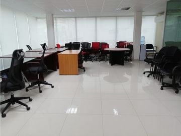 Alquiler de oficinas en PH Neo Plaza, El Cangrejo. LM