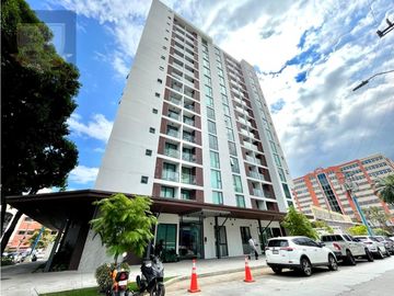 ALQUILER DE APARTAMENTO DECORADO EN PH ALEXA, BELLA VISTA (MC)