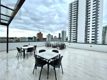 ALQUILER DE APARTAMENTO DECORADO EN PH ALEXA, BELLA VISTA (MC)