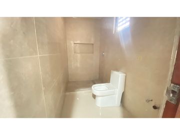 Casa en Venta con Piscina Privada – Hato Pintado - LH