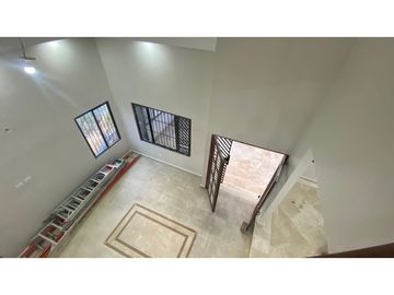 Casa en Venta con Piscina Privada – Hato Pintado - LH
