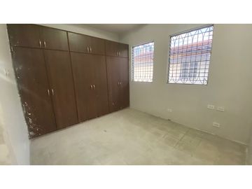 Casa en Venta con Piscina Privada – Hato Pintado - LH