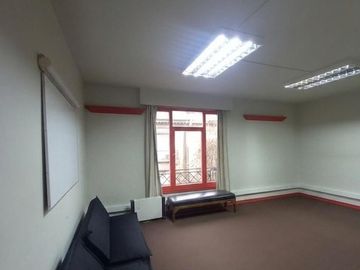 VENTA LOCAL COMERCIAL 2HAB 3BA SANTIAGO