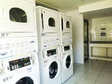 VENTA 2950 UF 2D 1B 1E 1B ALCALDE PEDRO ALARCON 900