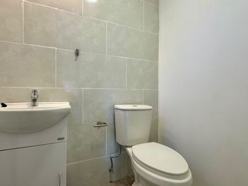 PARCELA DE MEDIA HECTÁREA CON DOS CASAS IDÉNTICAS