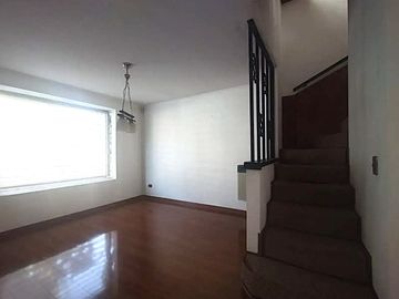 VENTA CASA 4HAB 3BA HUECHURABA